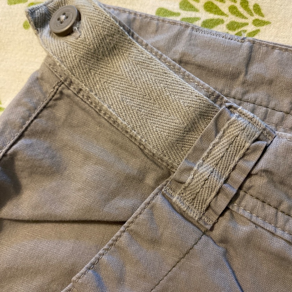 Mountain Hardware Cropped Pants - image 3